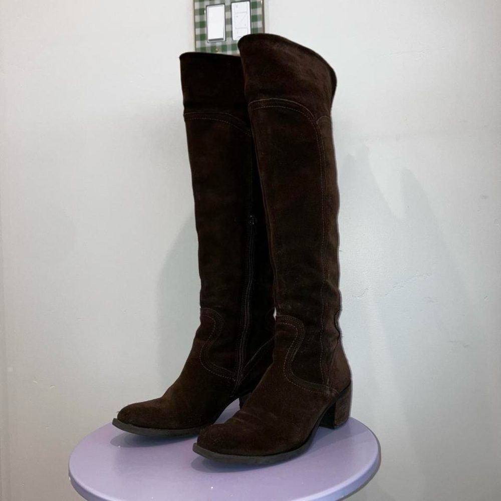 Vintage 90s y2k ITALIAN Women's Brown Suede Knee-High Boots - Picture 3 of 7